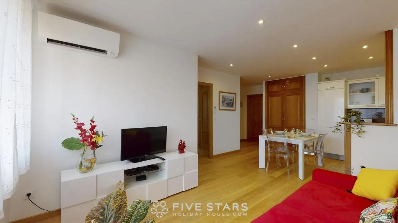 Zhara Suite Five Stars Holiday House - Generale Nice Apartment