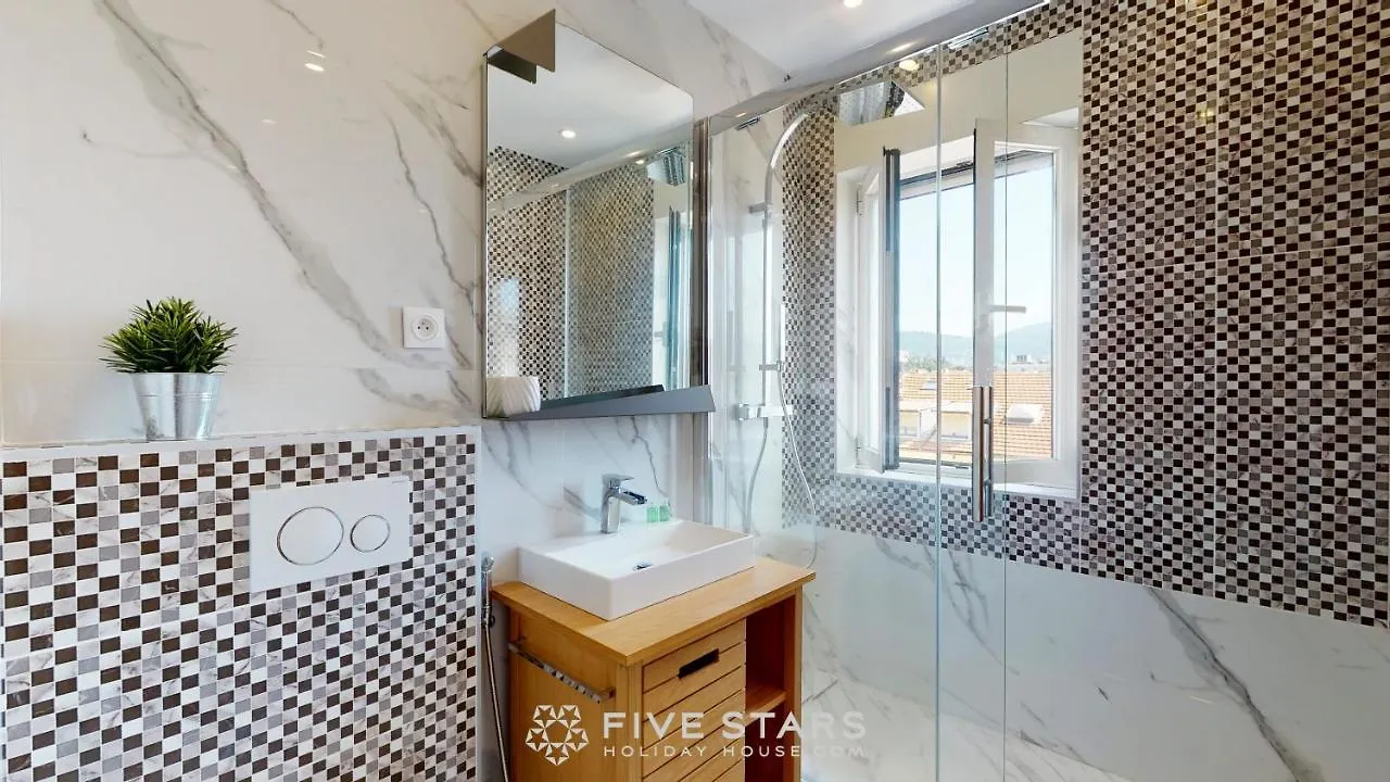 Apartment Zhara Suite Five Stars Holiday House - Generale Nice France